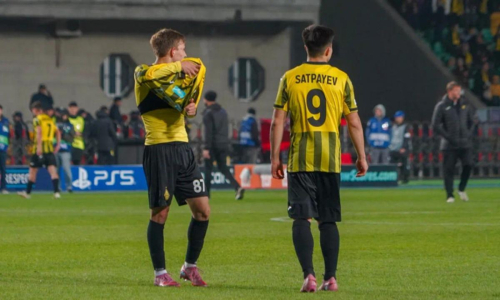 Азамат Туякбаев, Дастан Сатпаев