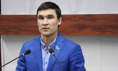 Серик Сапиев