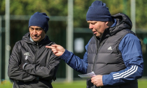 Смаков подвинул Седнева в борьбе за пост главного тренера