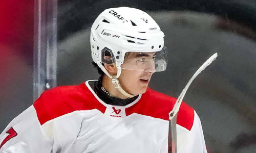 Европейский клуб сделал заявление о хоккеисте из Казахстана 