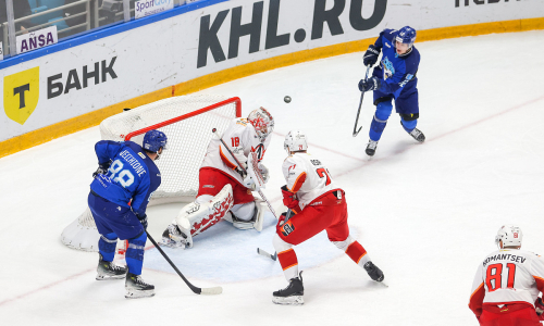 В Казахстане спрогнозировали победителя матча «Барыс» — «Автомобилист»