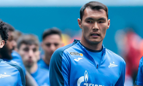 Нуралы Алип прояснил ситуацию с «Манчестер Юнайтед» и будущим клубом