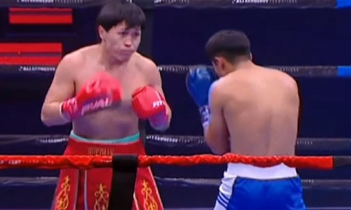 Нокаутом завершился боксерский поединок Казахстан — Кыргызстан