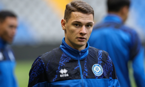 Главный тренер «Хартса» сделал заявление о трансфере Ислама Чеснокова