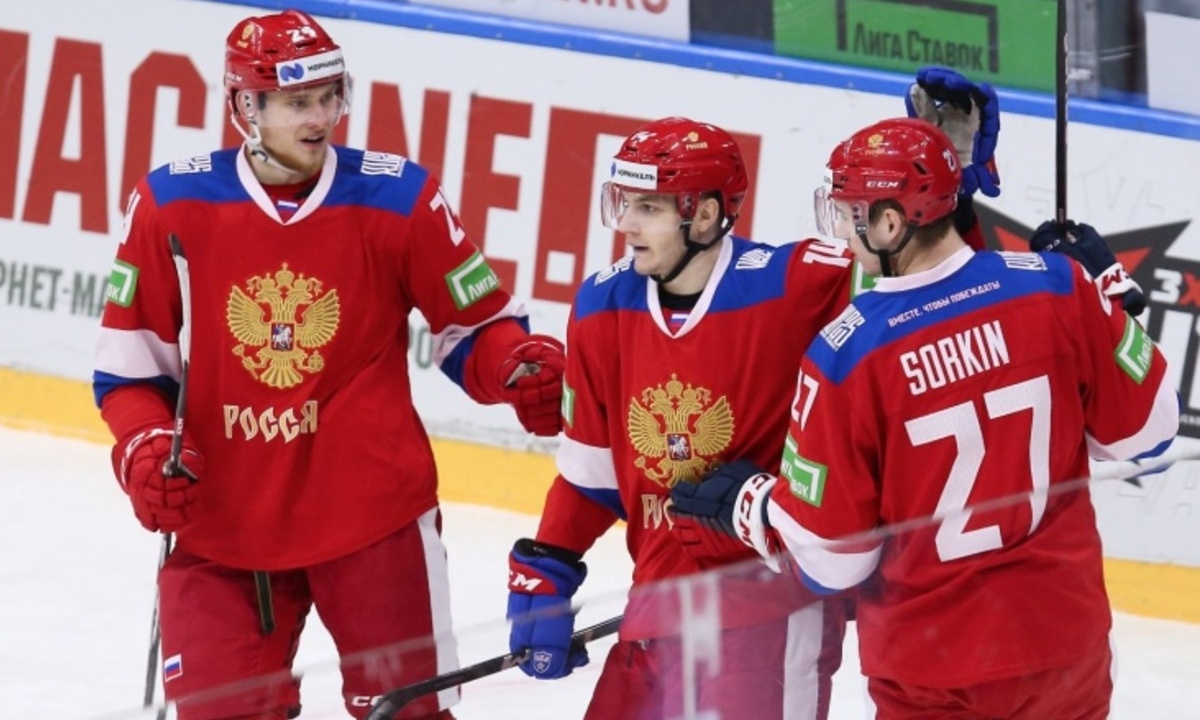 Сборную России против Казахстана будет тренировать обладатель Кубка Стэнли