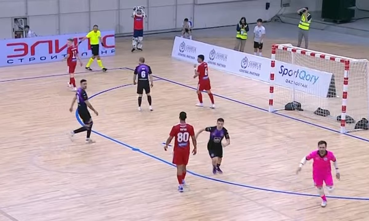 Видеообзор матча «Кайрата» с удалением и восемью голами в Лиге Чемпионов