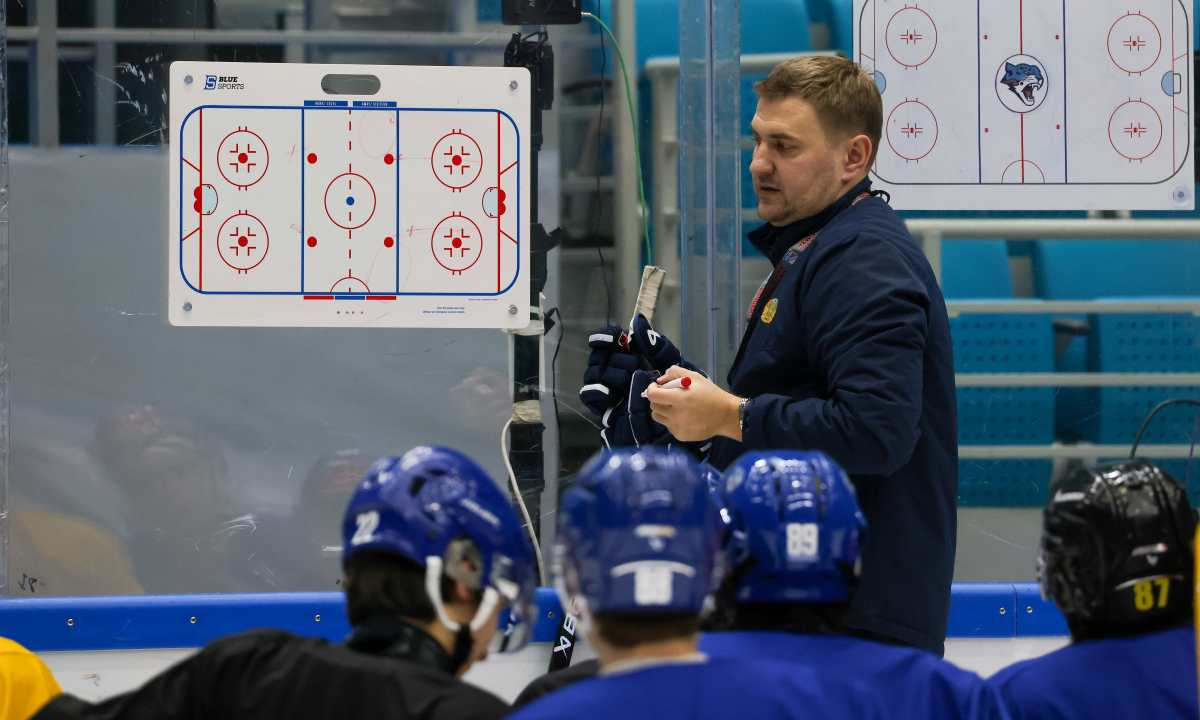 Наставник сборной Казахстана объяснил фиаско на старте молодежного ЧМ-2026