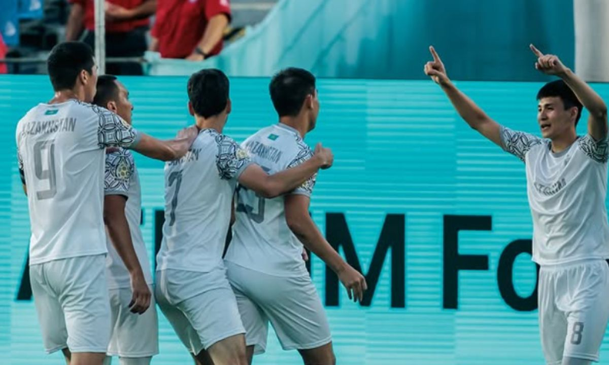 Камбэк решил судьбу матча Казахстана за медаль чемпионата мира