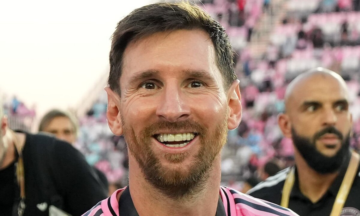 Лионель Месси сотворил историю в США и стал лучшим