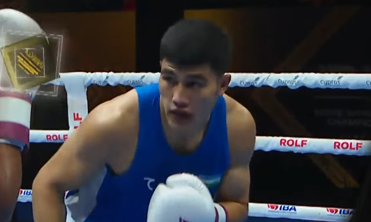 Узбекистан сотворил сенсацию в бою за финал чемпионата мира-2025 по боксу