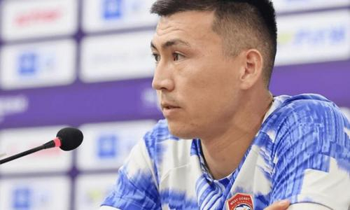 «Хотел остаться в „Астане“». Вратарь-казах из Китая сделал заявление о выступлении за сборную Казахстана