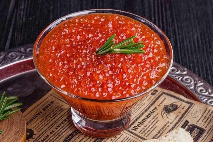 Красная икра может заменить часть аптечки