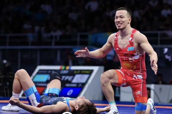 «Золото» мира, которого не было четверть века. Почему Айдос Султангали спортсмен 2025 года в Казахстане?