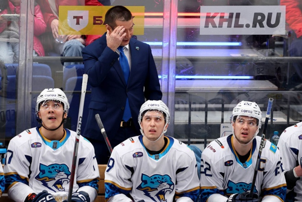 Худший сезон «Барыса», год простоя в UFC и провалы сборных. Главные спортивные разочарования Казахстана в 2025 году