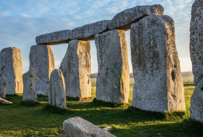 Учёные нашли затерянное ритуальное кольцо карьеров возле Стоунхенджа
