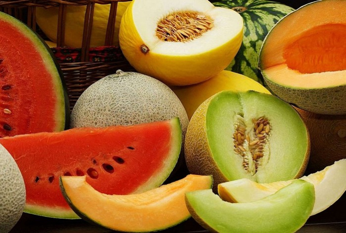 Какие фрукты и ягоды можно есть с косточками, не боясь аппендицита