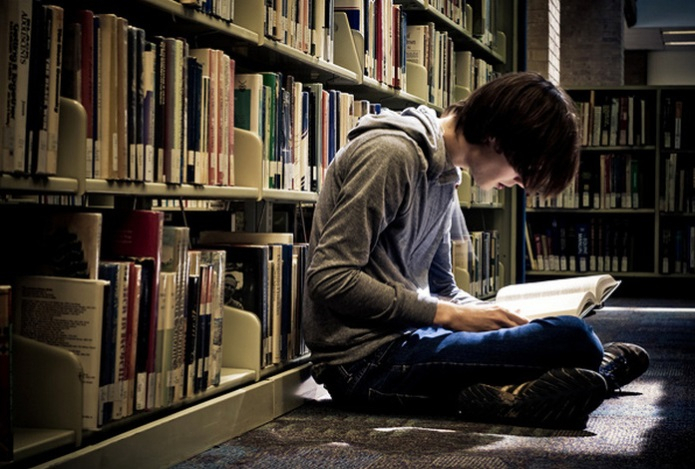 Названы самые частые причины тиков у детей