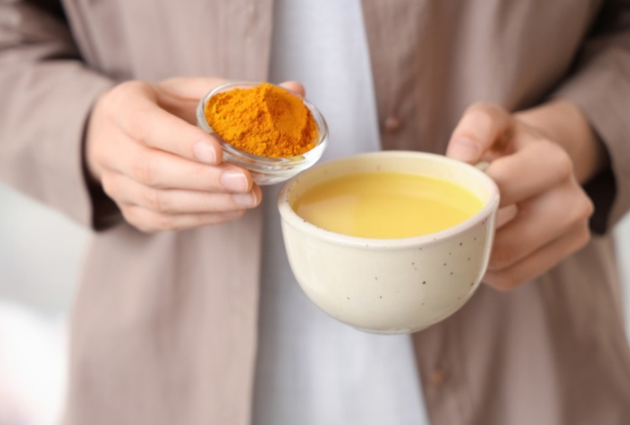 Нутрициолог раскрыла недооцененные свойства куркумы