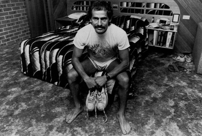 Его рекорд не могли побить 24 года. Как Янис Курос стал легендарным сверхмарафонцем