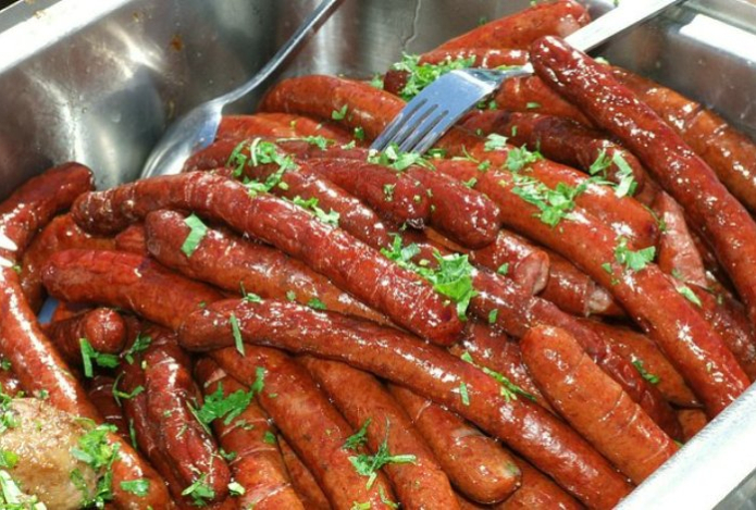 Врач назвала самый нежелательный для регулярного употребления вид колбасы