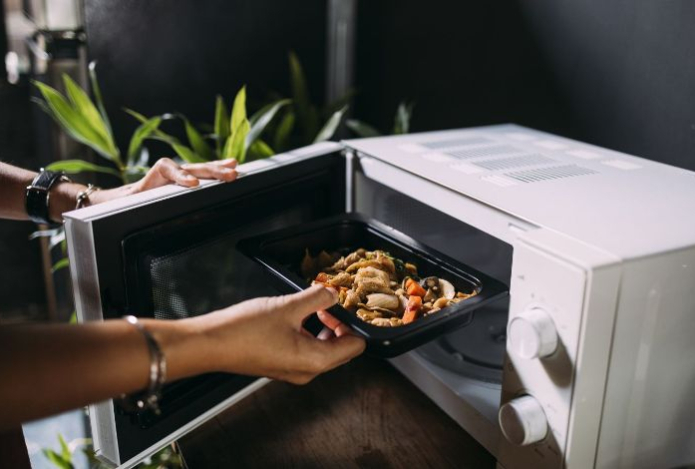 Какие риски у ежедневного использования микроволновок