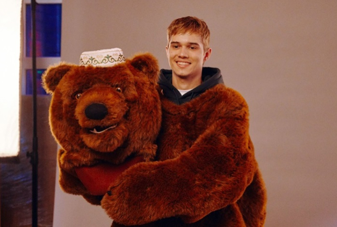 Новый трейлер «Ёлок-12» уже в Сети — фильм выйдет к праздникам. Видео