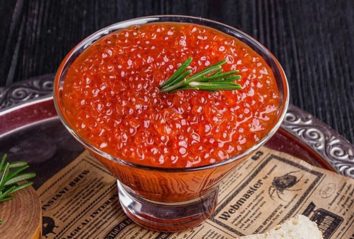 Красная икра может заменить часть аптечки