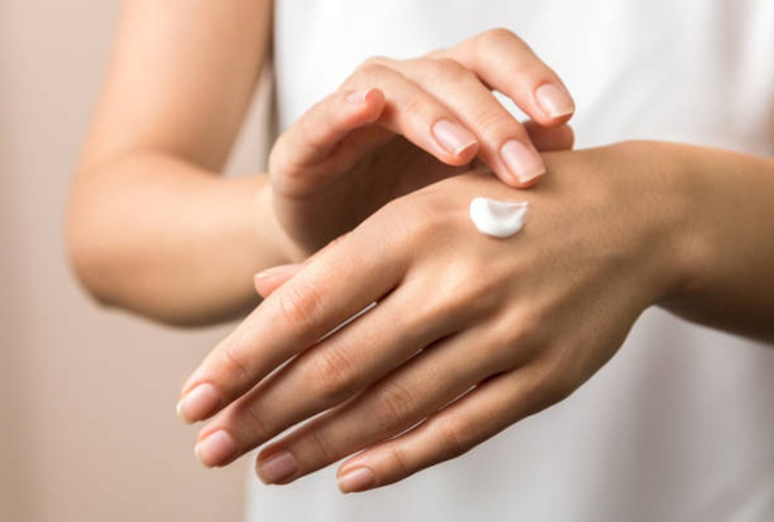 Как зимой ухаживать за кожей рук
