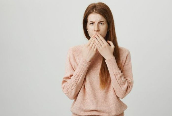 Эти способы помогут устранить неприятный запах изо рта