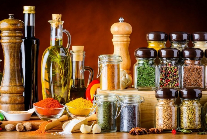 Где хранить соусы и приправы, чтобы они служили дольше