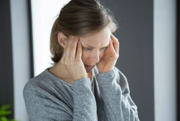 Этот продукт помогает при мигрени. Есть почти у каждого на кухне