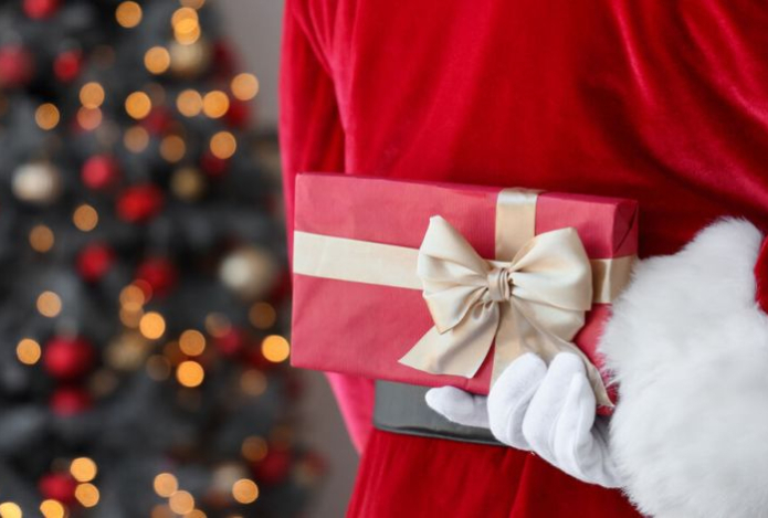 Может ли вера в Деда Мороза навредить ребенку