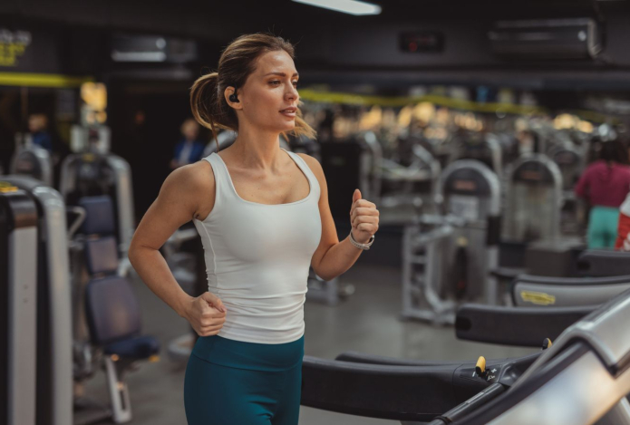 Эксперт назвал бесплатную услугу в фитнес-клубах, которой часто пренебрегают