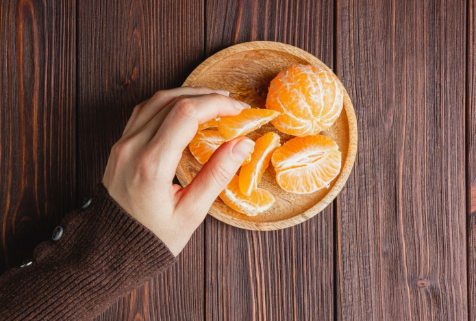 Врач предупредила о рисках переедания мандаринов