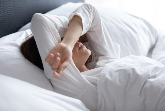 Риски каких опасных заболеваний несет недосып