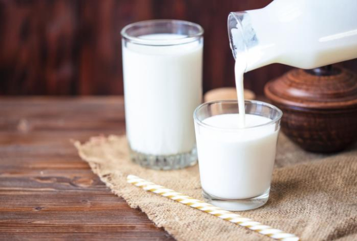 Сомнолог назвала продукты, улучшающие сон