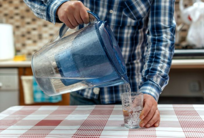 Терапевт рассказала, как поддерживать водный баланс зимой