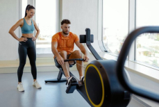 Как выбрать функциональный гребной тренажёр для дома