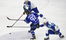 «Он его сливает». Назван виновник неудач «Барыса» в борьбе за плей-офф КХЛ