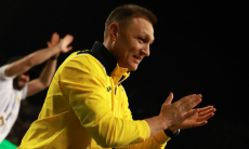 Главный тренер «Кайрата» потроллил девушку в ОАЭ и попал на видео