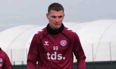 Стала известна новая дата возможного дебюта Ислама Чеснокова за «Хартс»