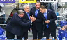 «Сетуют на их недостаточную квалификацию». Тренерский штаб «Барыса» вызвал вопросы