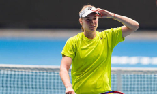 Елена Рыбакина сыграла с четвёртой ракеткой мира