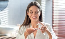 Косметолог напомнила о тревожной особенности мицеллярной воды