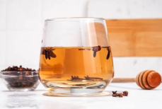 Зачем пить гвоздичную воду на ночь