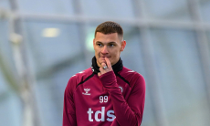 «Ему не повезло». Руководитель «Хартса» выступил с заявлением о Чеснокове