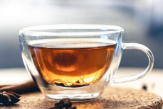 Лучше имбиря и гвоздики — названа добавка номер один для зимнего чая