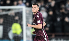 В «Хартсе» отреагировали на дебют Ислама Чеснокова