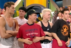 Netflix показал трейлер документального сериала о Take That. Видео