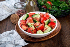 Почему салат становится водянистым и как этого избежать — секреты кулинаров